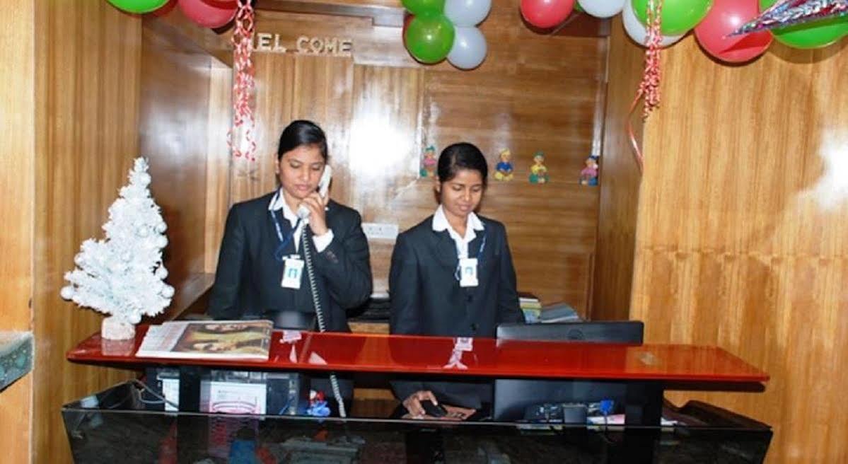 Hotel Seetal Cuttack Ngoại thất bức ảnh