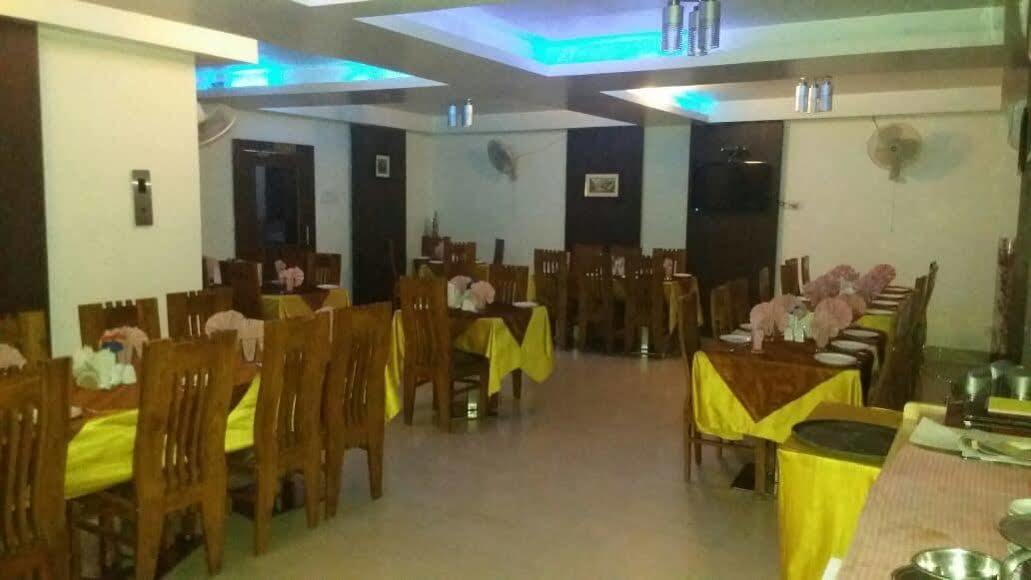 Hotel Seetal Cuttack Ngoại thất bức ảnh