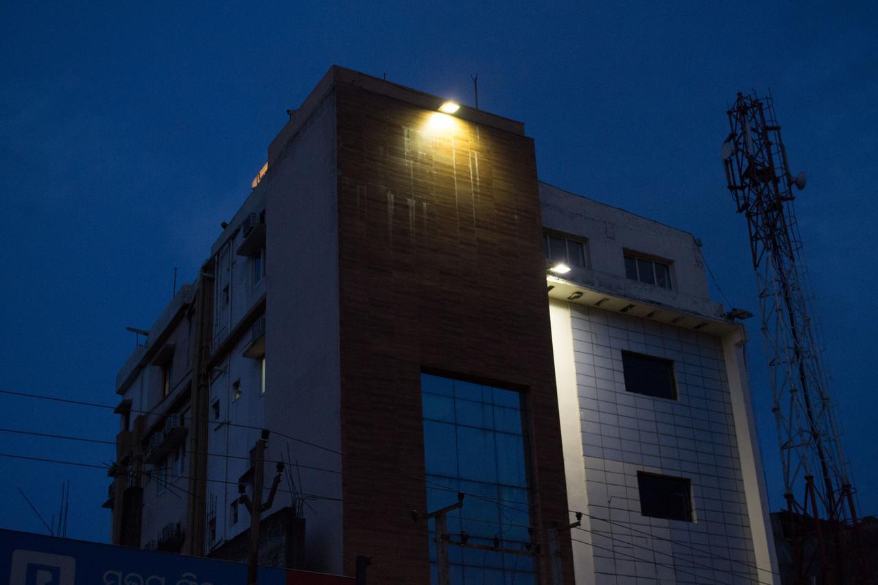 Hotel Seetal Cuttack Ngoại thất bức ảnh